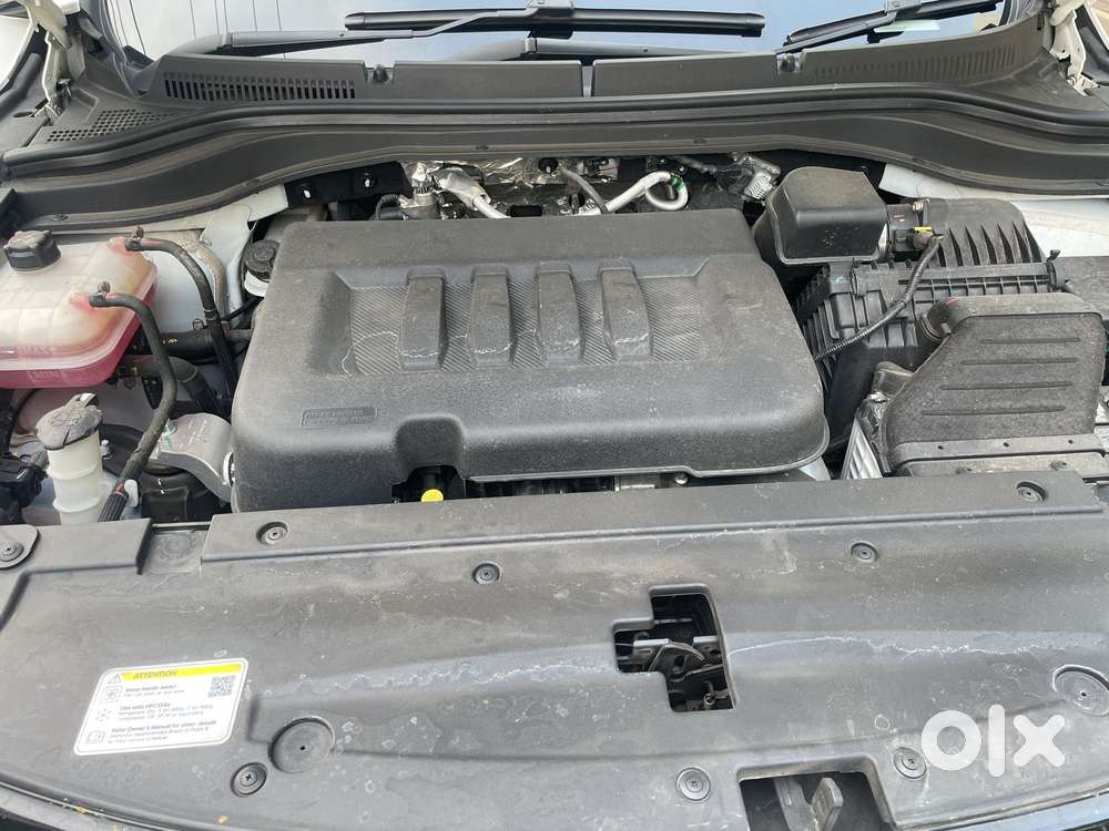 Mahindra Xuv700 2.2 Ax 7 Diesel At Str Awd, 2024, Diesel