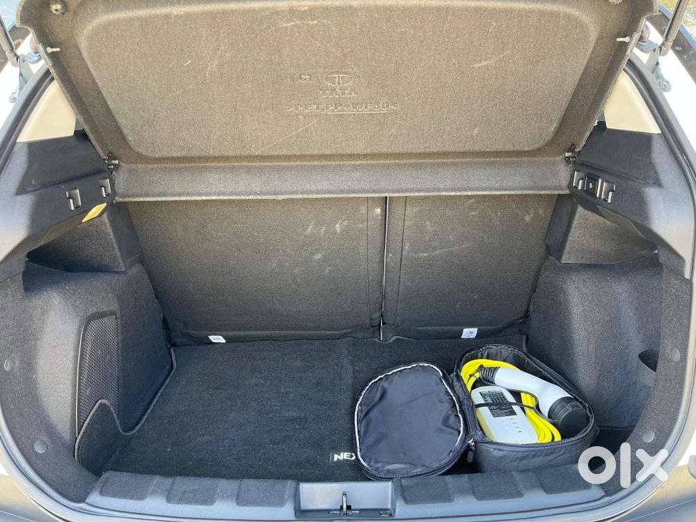 Tata Nexon Ev Empowered Plus Lr, 2024