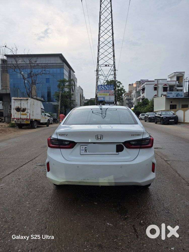 Honda City 1.5 Zx I-vtec Mt, 2023, Petrol