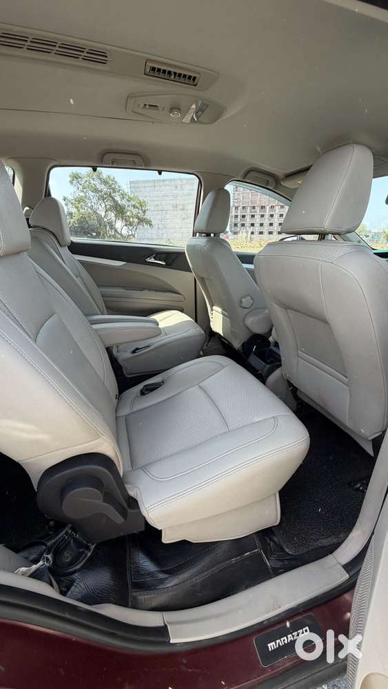 Mahindra Marazzo M8, 2019, Diesel