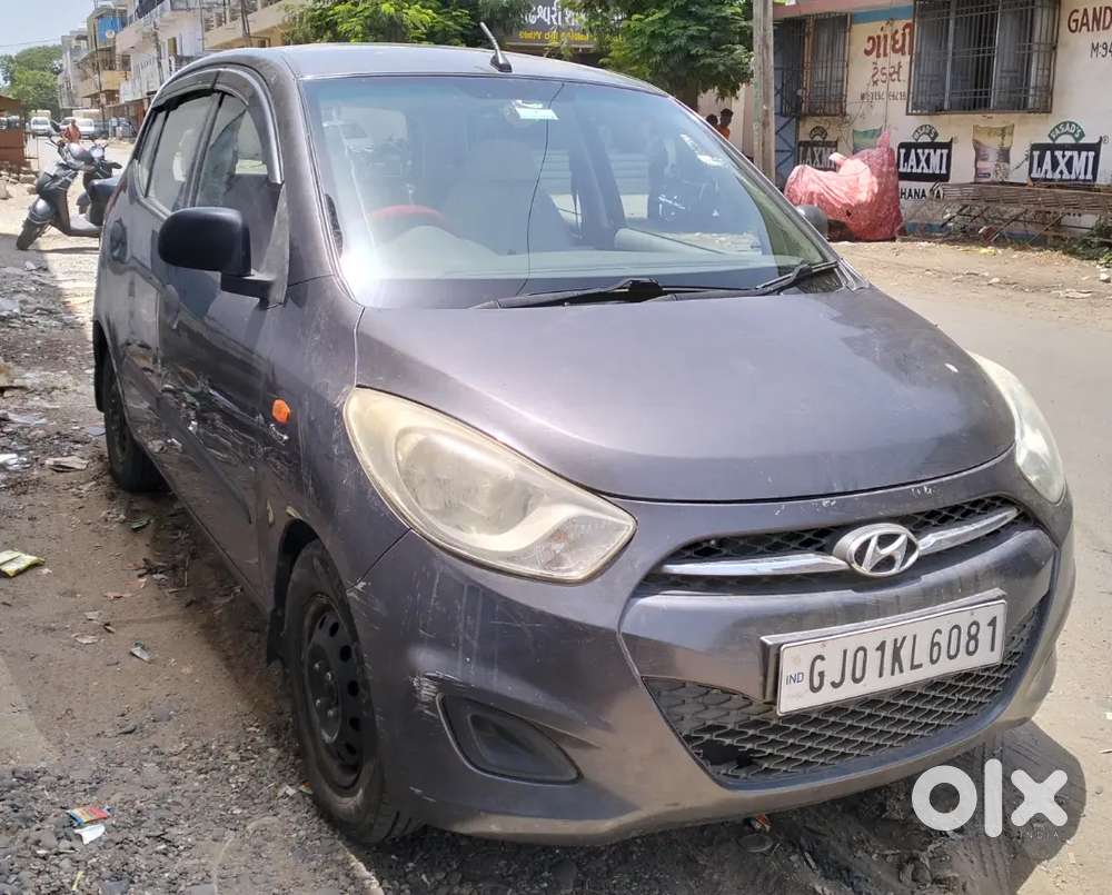 Hyundai I10 2011 Cng & Petrol Well Maintained