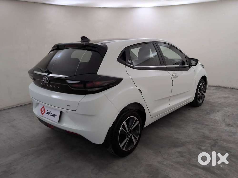 Tata Altroz Xza Plus (o) (s), 2023, Petrol