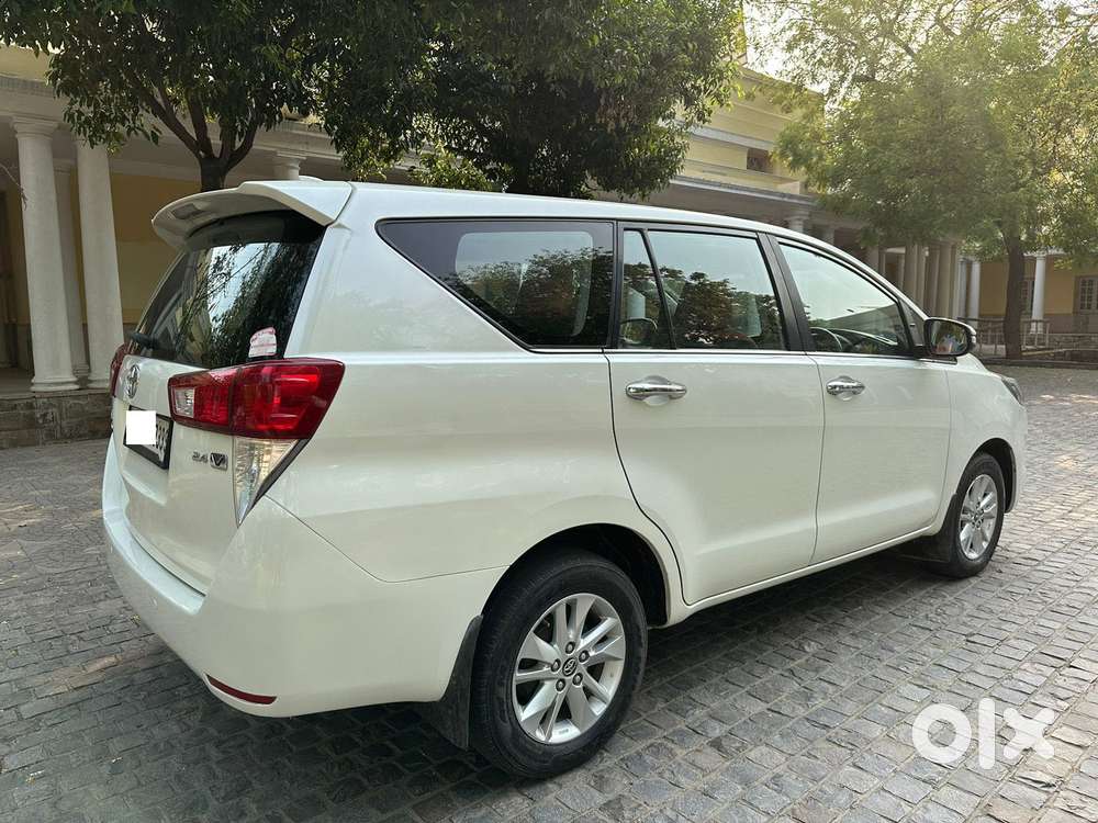 Toyota Innova Crysta [2020-ongoing] 2.4 Vx 7 Str, 2018, Diesel