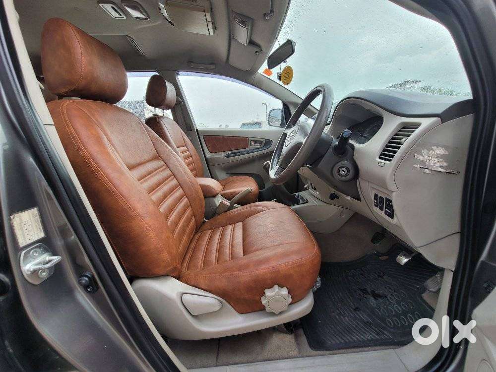 Toyota Innova 2.5 G (diesel) 7 Seater, 2011, Diesel