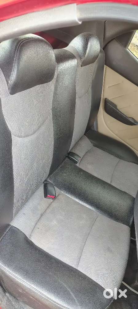 Hyundai Eon 2012 Lpg Shoroom Condition Car