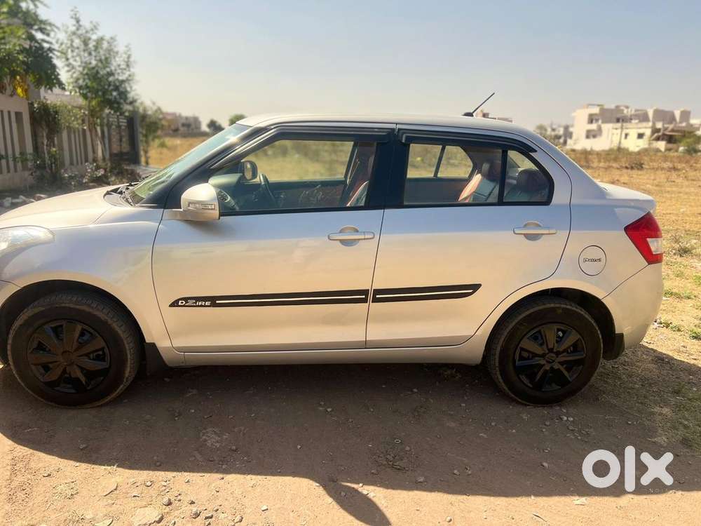 Car Maruti Suzuki Swift Dzire 2014 Petrol Well Maintained