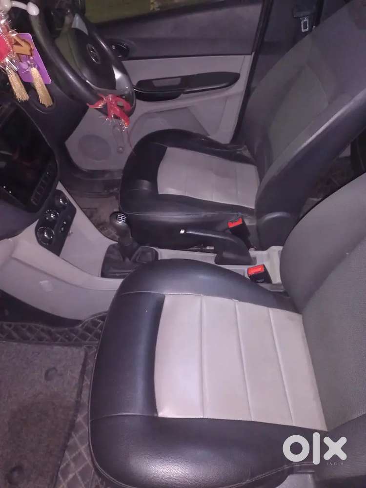Tata Tiago Revotron 2018 Km Driven
