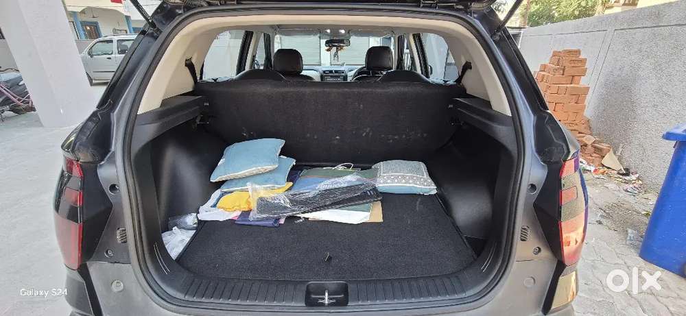 Hyundai Creta E 1.5 Diesel - December 2022 Single Handed Drive.