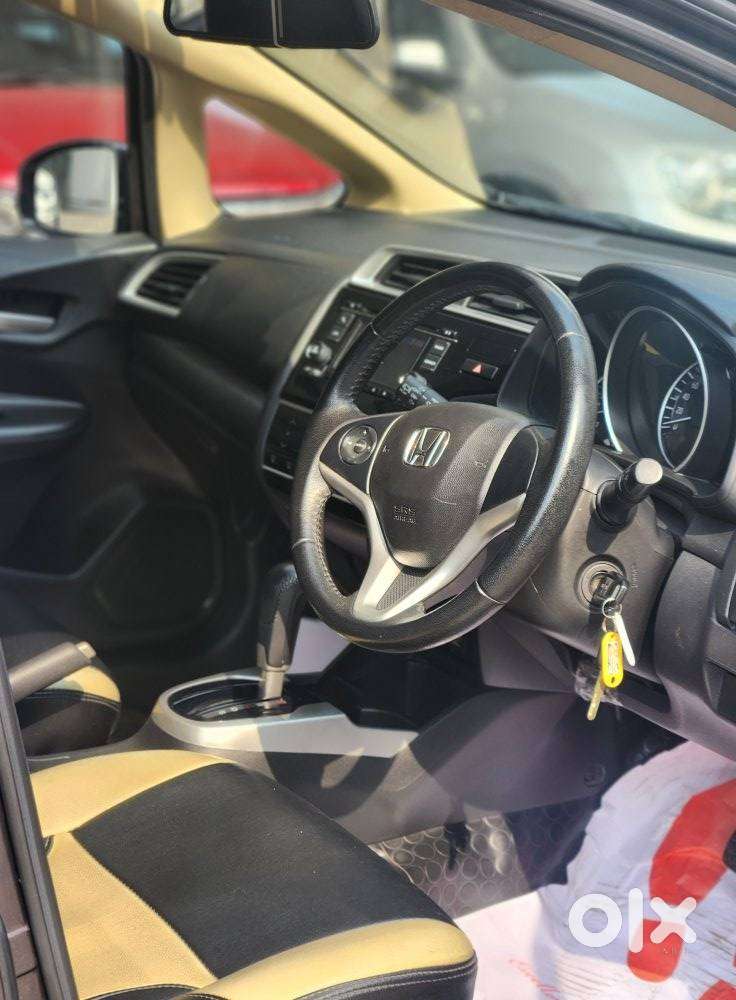 Honda Jazz V Automatic, 2017, Petrol
