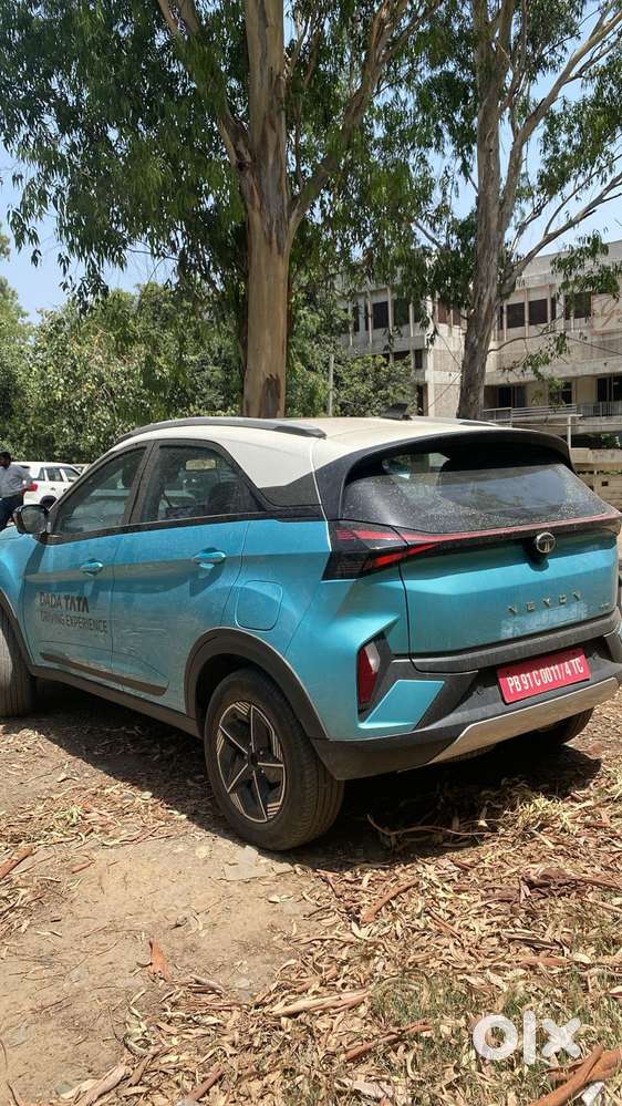 Tata Nexon Fearless Plus (ps)  1.2 Petrol Dca (adas), 2024, Cng & Hy..