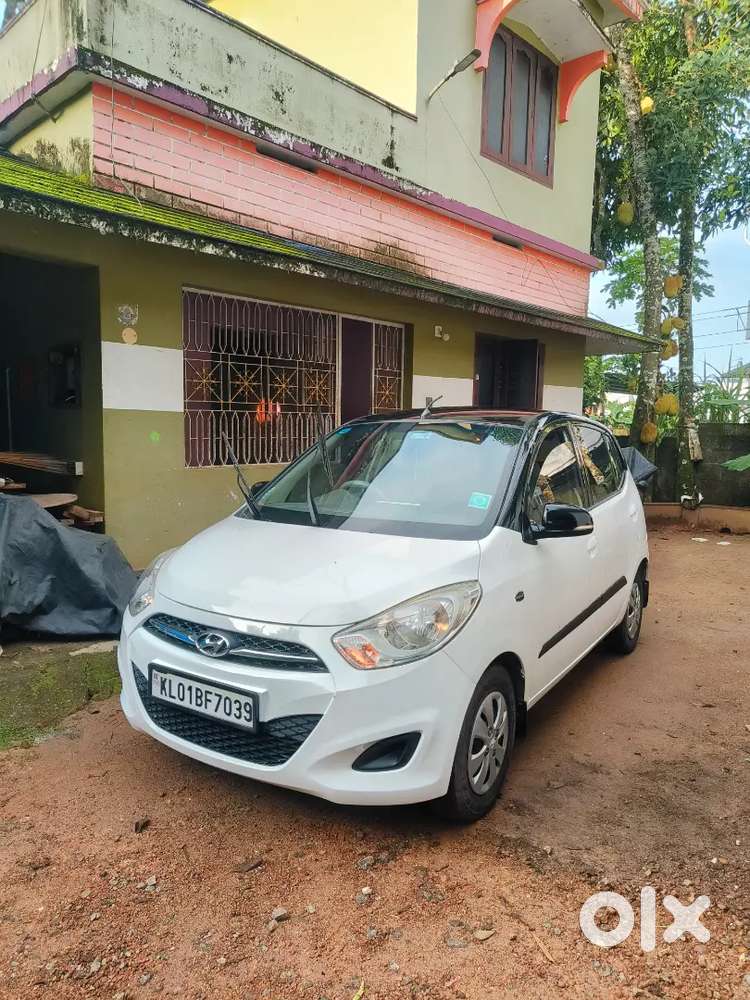 Hyundai I10 2012 Petrol 43800 Km Driven
