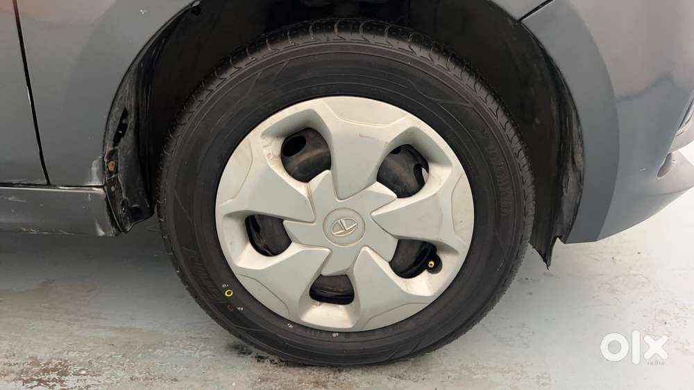 Tata Tiago 1.05 Revotorq Xt Option, 2023, Petrol