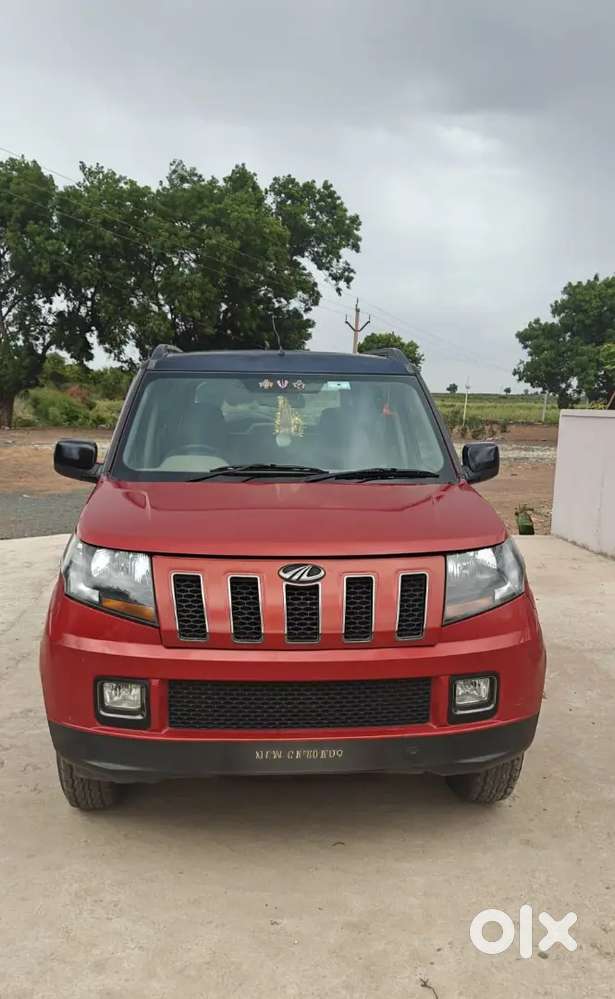 Mahindra Tuv 300 2018