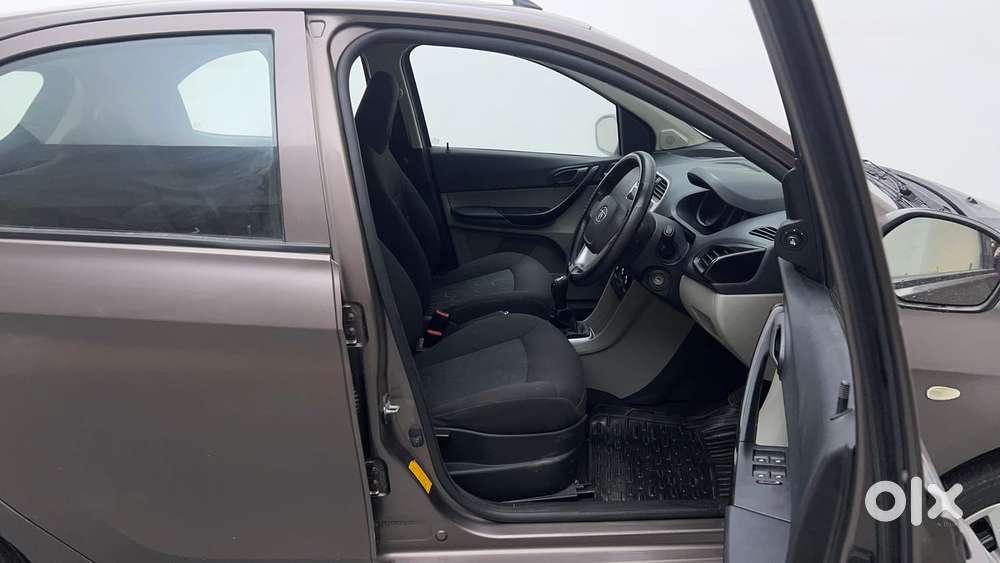 Tata Tiago 1.2 Revotron Xt, 2017, Petrol