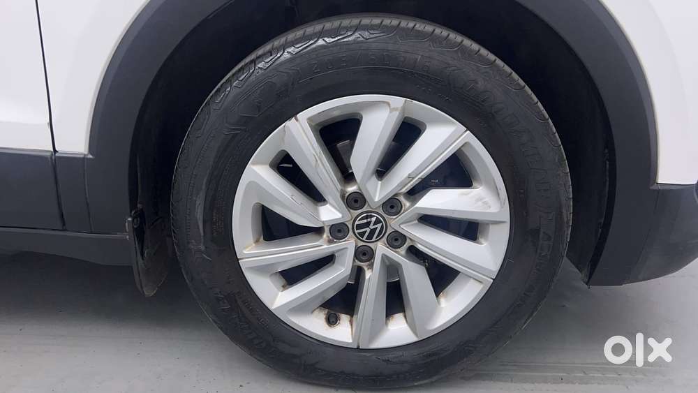 Volkswagen Taigun 1.0 Tsi Highline At, 2021, Petrol