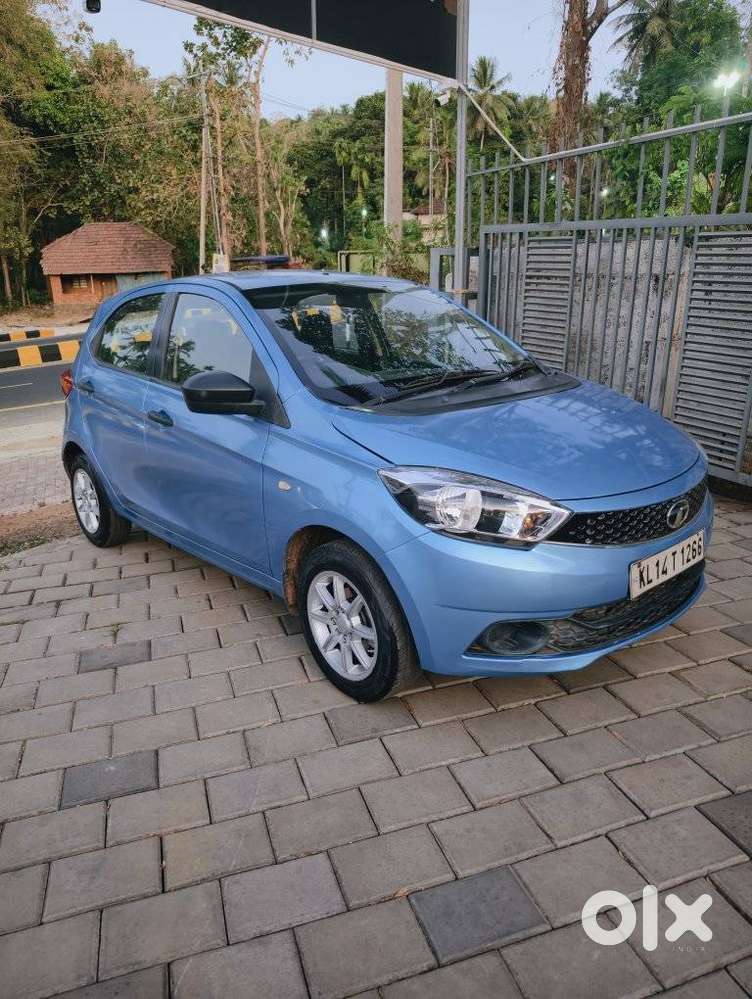 Tata Tiago, 2016, Petrol