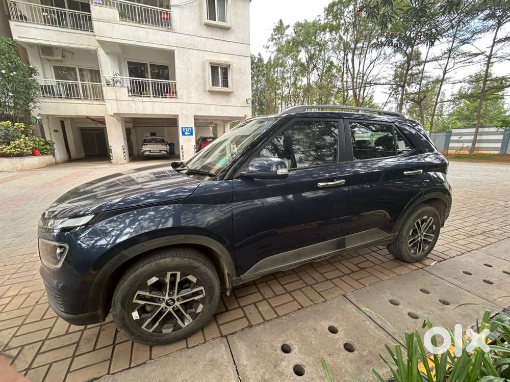Hyundai Venue Petrol 2023