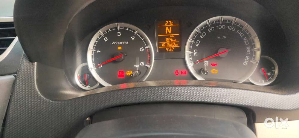 Maruti Suzuki Swift Dzire Zdi + Amt, 2016, Diesel