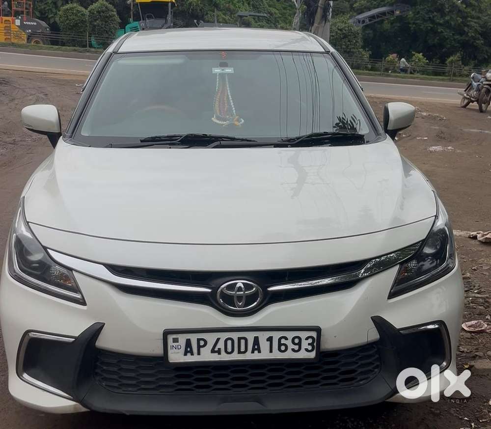 Toyota Glanza 2024 Petrol 85000 Km Driven