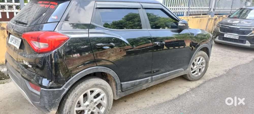 Mahindra Xuv300 2022 Petrol Well Maintained