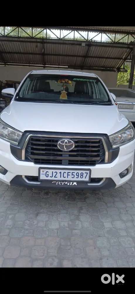 Toyota Innova Crysta 2018 Diesel 284000 Km Driven