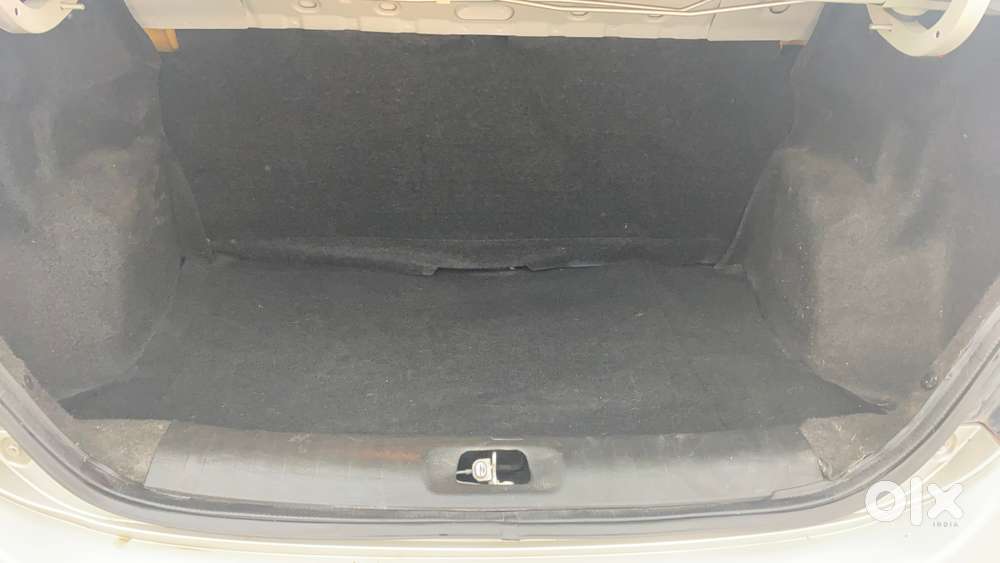 Maruti Suzuki Swift Dzire Vxi 1.2, 2014, Petrol