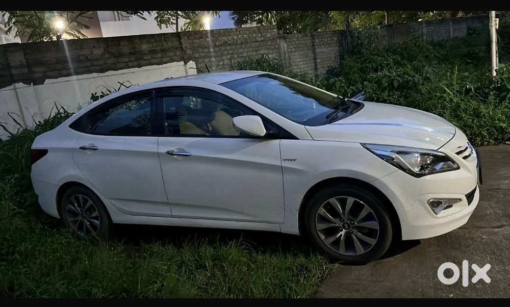 2015 Hyundai Verna Sx