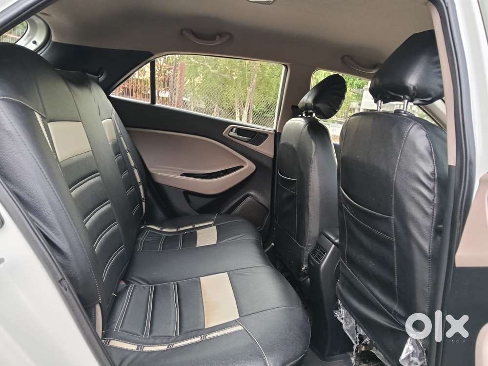 Hyundai Elite I20 Sportz (o) 1.2, 2015, Petrol