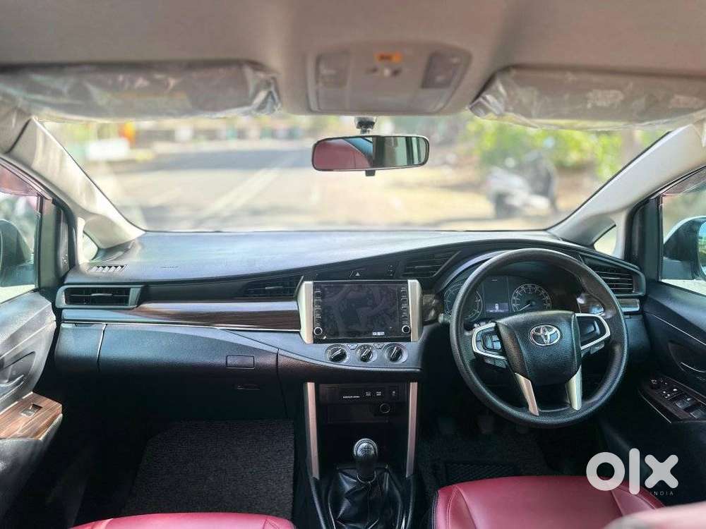 Toyota Innova Crysta 2.4 Gx Mt, 2023, Diesel