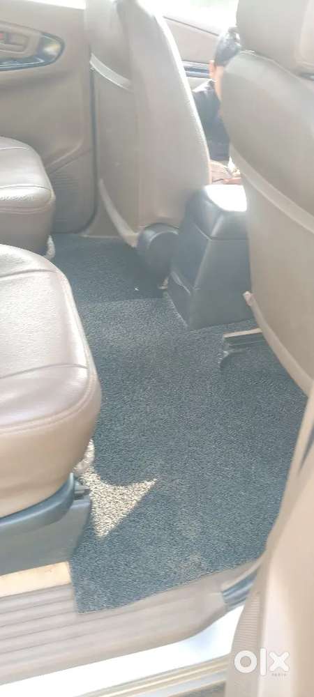 Toyota Innova 2015 Diesel Well Maintained