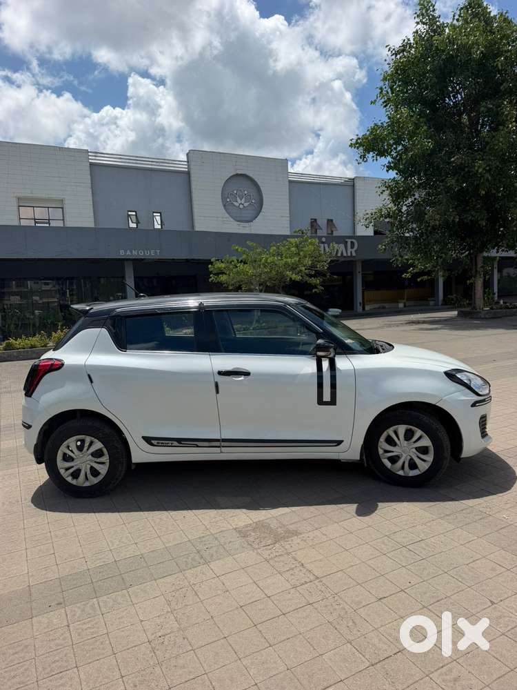 Maruti Suzuki Swift Vxi + Manual, 2019, Petrol