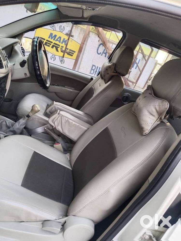 Mahindra Quanto C8, 2013, Diesel