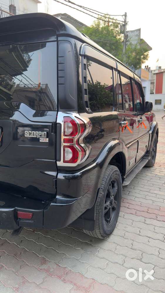 Mahindra Scorpio S10, 2016, Diesel