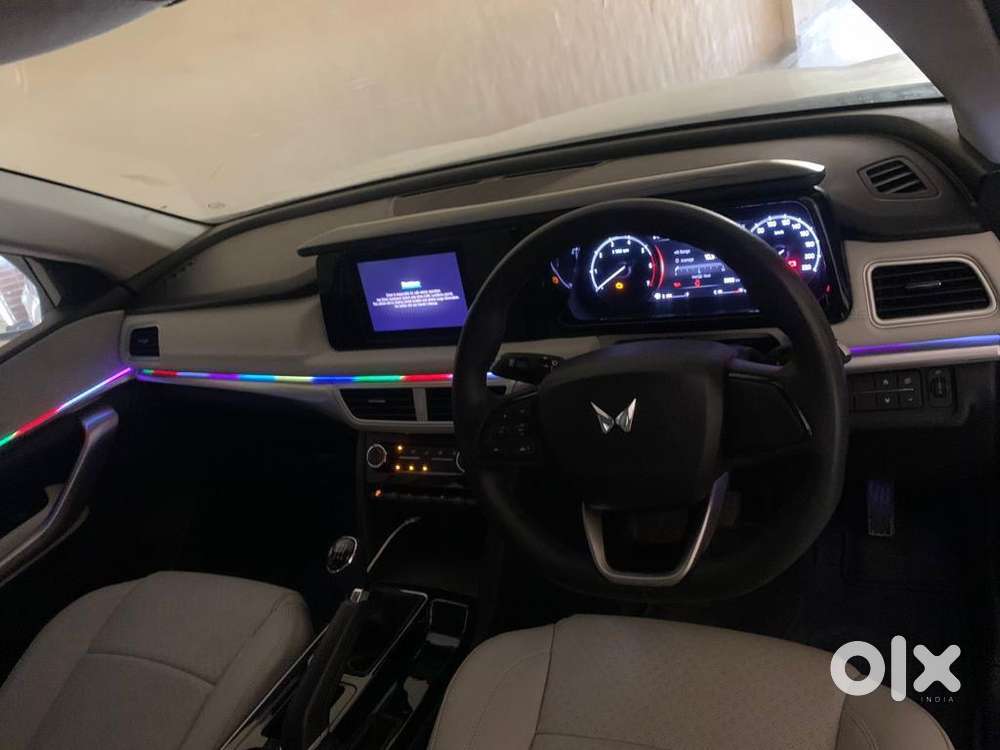 Mahindra Xuv700 Petrol 45000 Km Driven