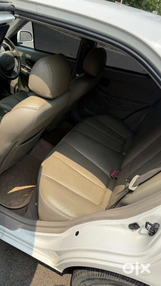 Hyundai Accent 2013 Cng.. Full Orignal Paint