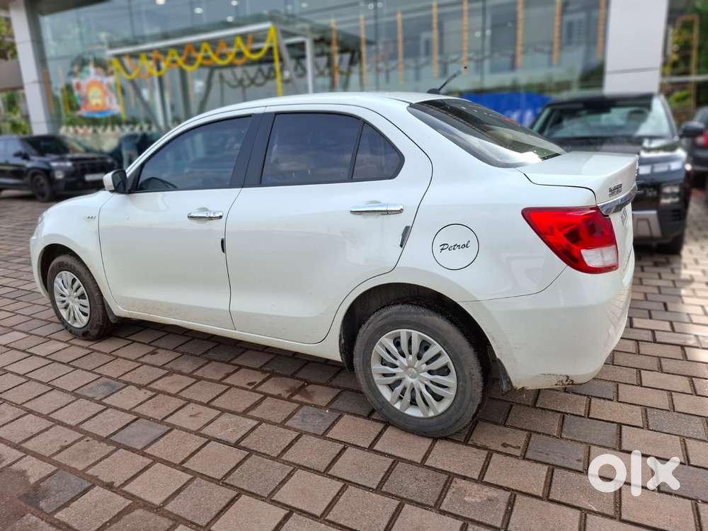 Maruti Suzuki Swift Dzire 1.3 Zxi, 2019, Petrol