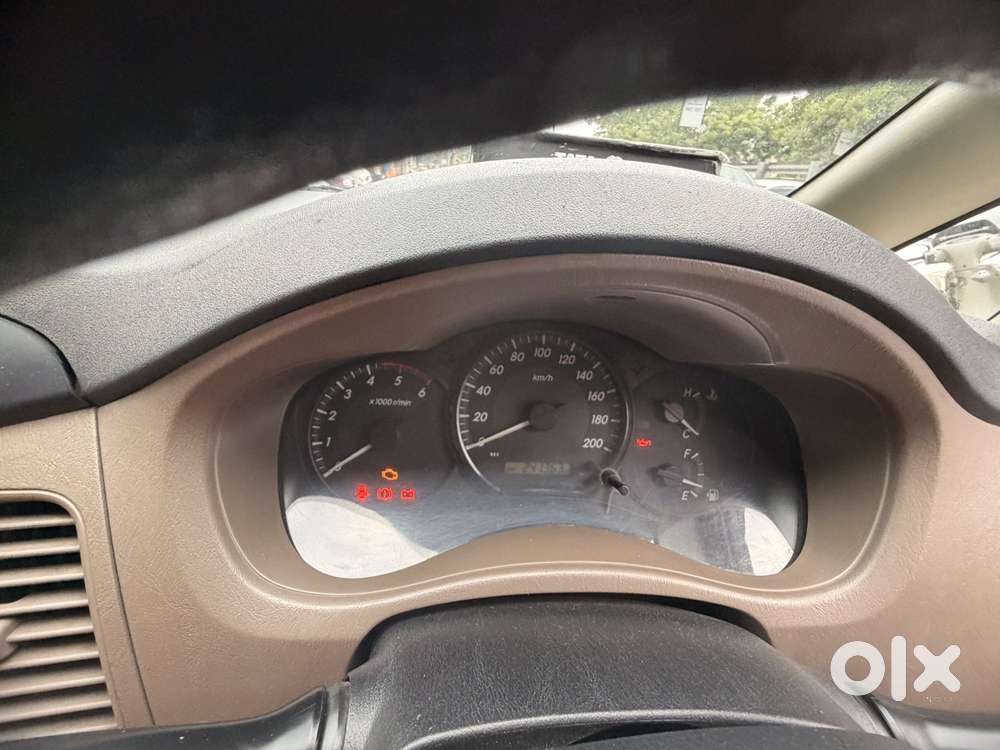 Toyota Innova 2.5 V Diesel 7-seater, 2011, Diesel
