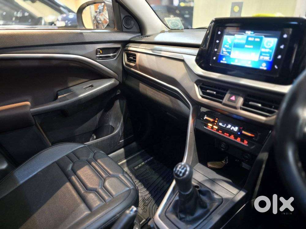 Maruti Suzuki Brezza 1.5 Zxi Smart Hybrid, 2025, Petrol