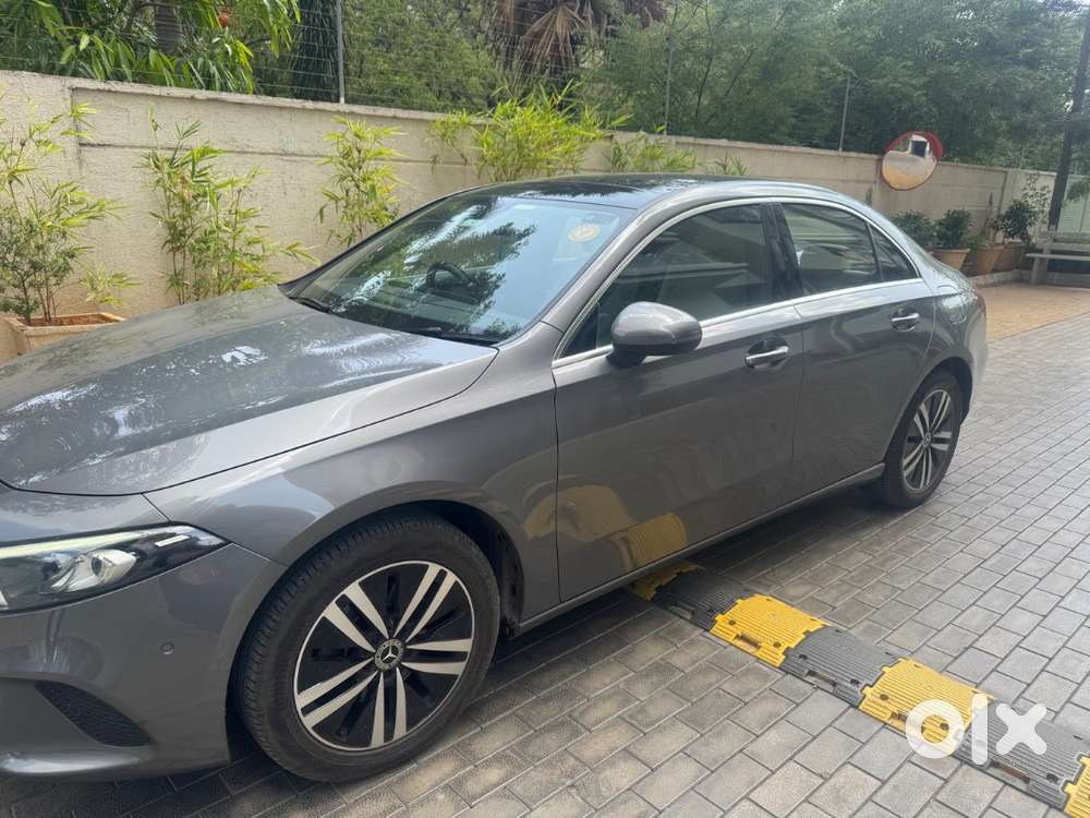 Scratch Less Condition With Service Warranty Available Till 2027