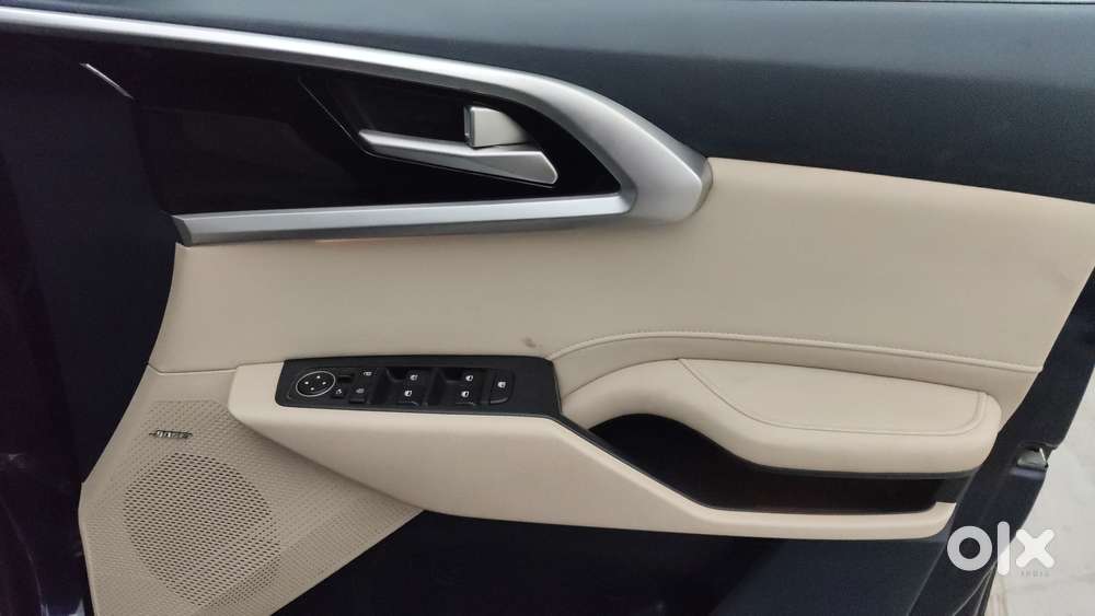 Kia Carens 1.5 Luxury Plus Diesel At 7 Str, 2022, Diesel