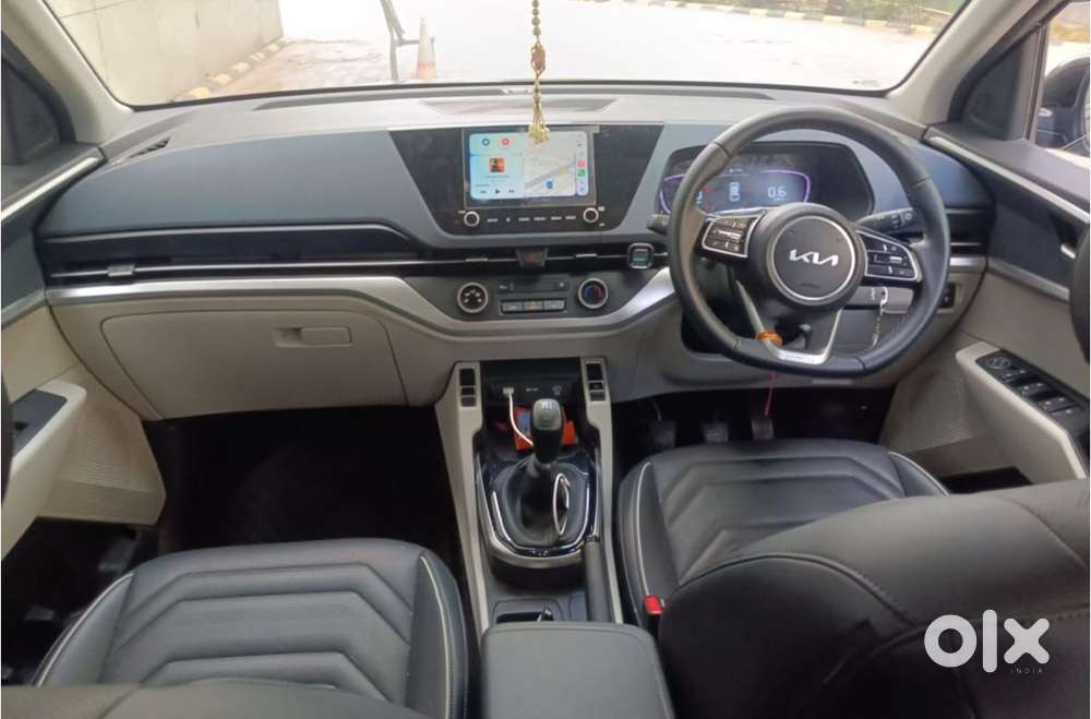 Kia Carens G1.5 6mt Gravity, 2025, Petrol