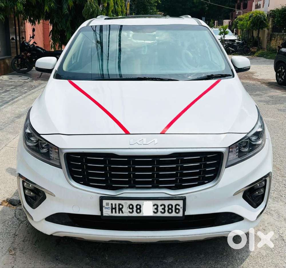 Kia Carnival Prestige, 2023, Diesel