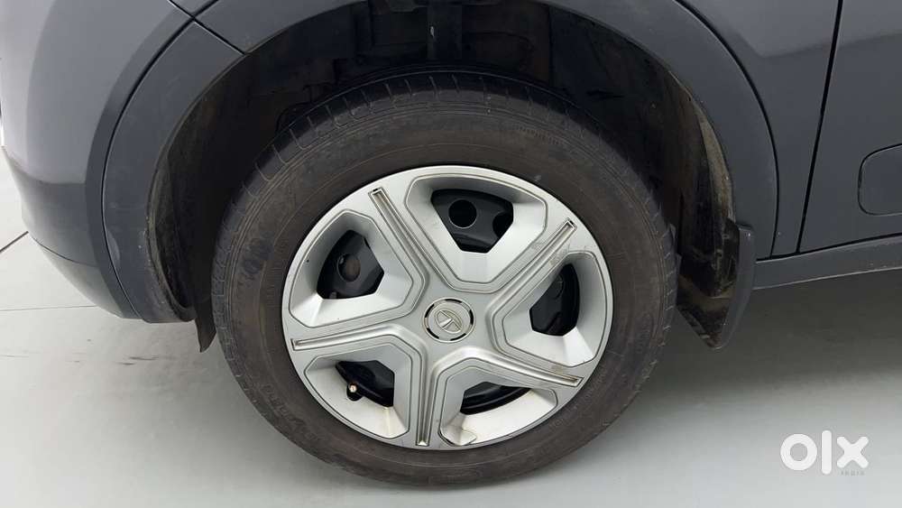 Tata Nexon 1.2 Revotron Xm, 2019, Petrol