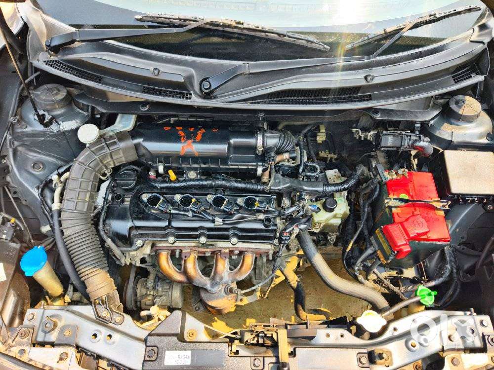Maruti Suzuki Dzire 1.2 Vxi Amt, 2018, Petrol