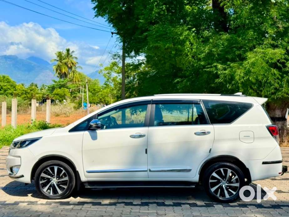 Toyota Innova Crysta Zx 2.4 Diesel 7 Seater, 2024, Diesel