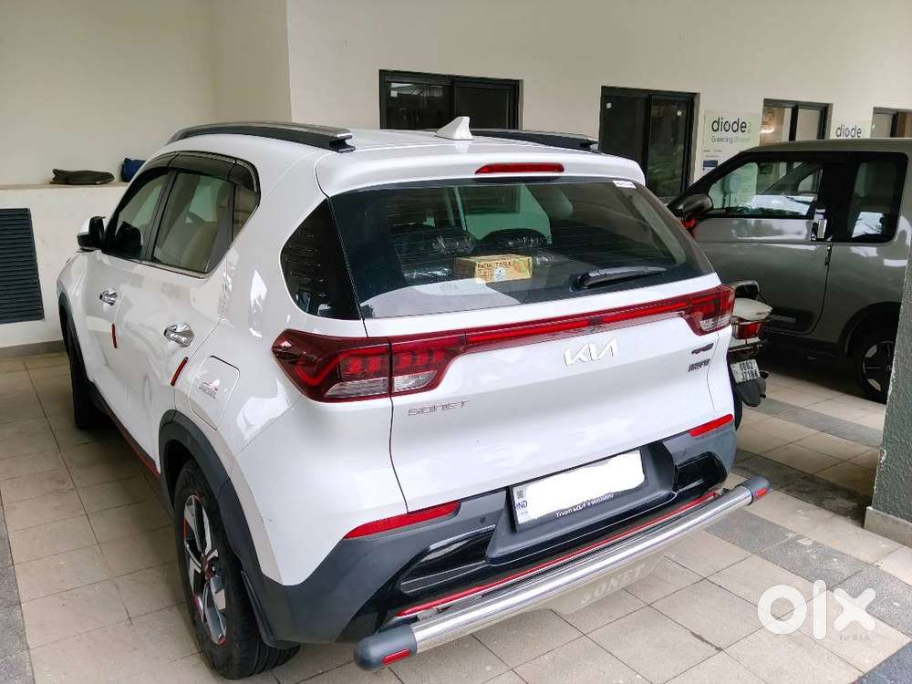 2024 Kia Sonet Gtx+ 1.5 Diesel At White | 1st Owner | Bh | 30,055 Km
