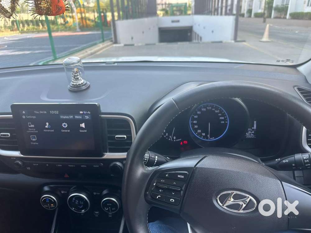 Hyundai Venue Petrol 2021
