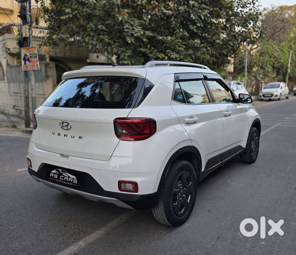 Hyundai Venue S Plus Mt 1.2 Kappa, 2020, Petrol