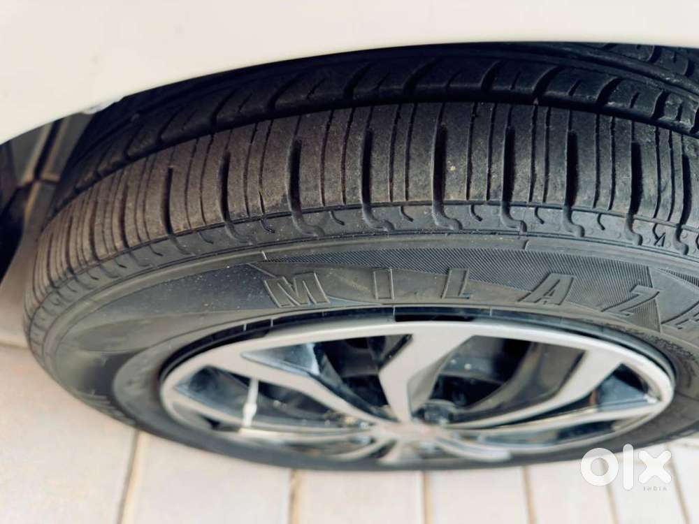 Maruti Suzuki Ertiga 1.5 Vxi, 2023, Petrol