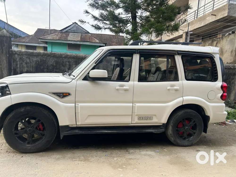 Mahindra Scorpio 2016 Diesel 100000 Km Driven